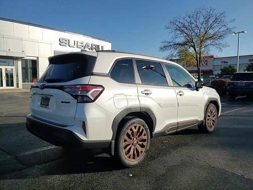 2025 Subaru Forester Sport