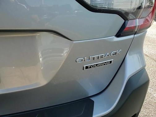 2025 Subaru Outback Touring