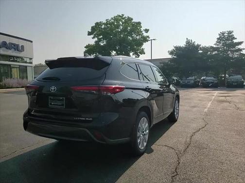 2022 Toyota Highlander Limited