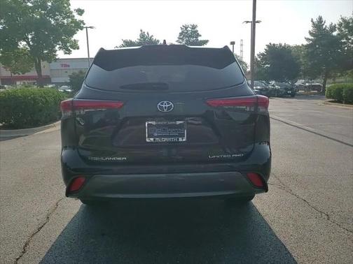 2022 Toyota Highlander Limited