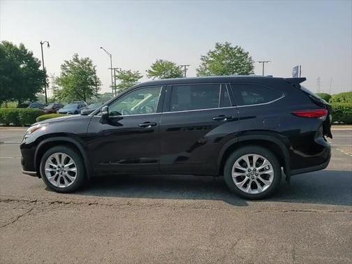 2022 Toyota Highlander Limited