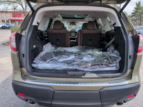 AUTUMN GREEN METALLIC 2026 Subaru Ascent Touring 7-Passenger