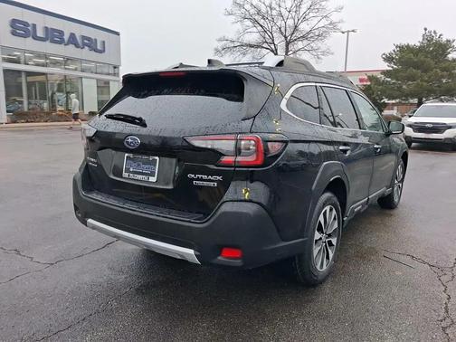 2023 Subaru Outback Touring
