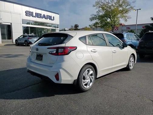 2025 Subaru Impreza Base