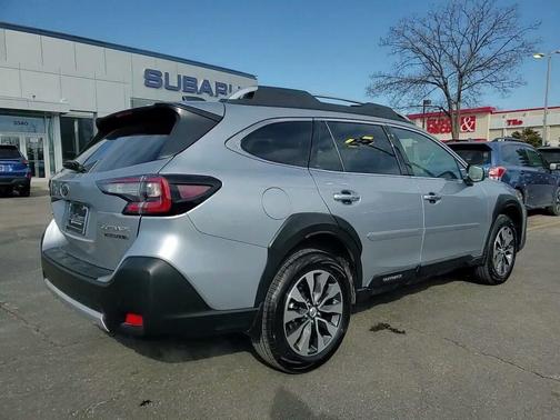 2025 Subaru Outback Touring XT