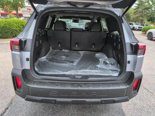 Ice Silver Metallic 2026 Subaru Outback Touring XT