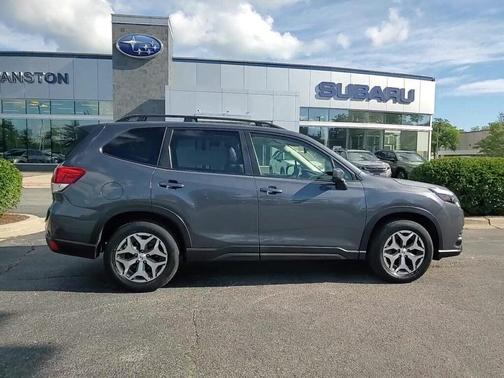 2022 Subaru Forester Premium