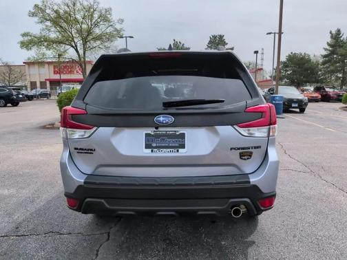 Ice Silver Metallic 2025 Subaru Forester Wilderness