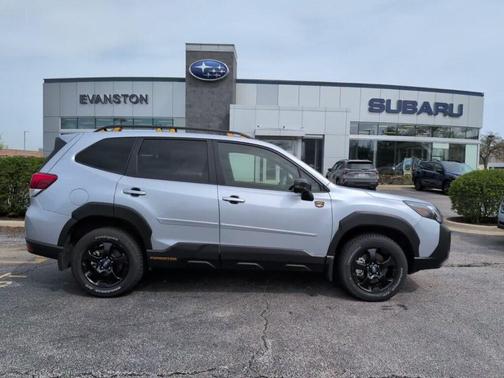 Ice Silver Metallic 2025 Subaru Forester Wilderness