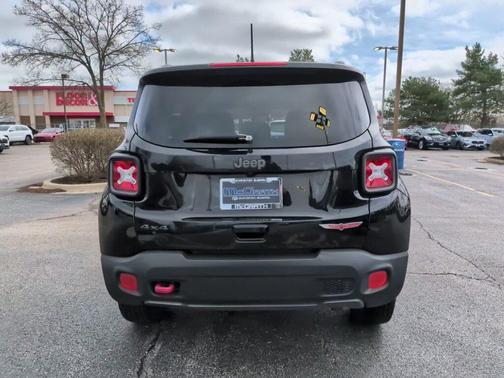 Black 2018 Jeep Renegade Trailhawk