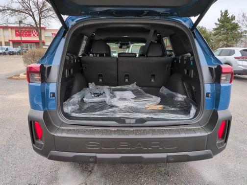 Geyser Blue 2026 Subaru Outback Wilderness