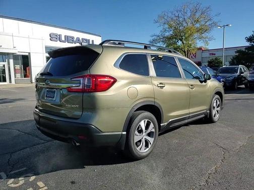 2023 Subaru Ascent Premium 8-Passenger