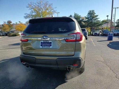 2023 Subaru Ascent Premium 8-Passenger