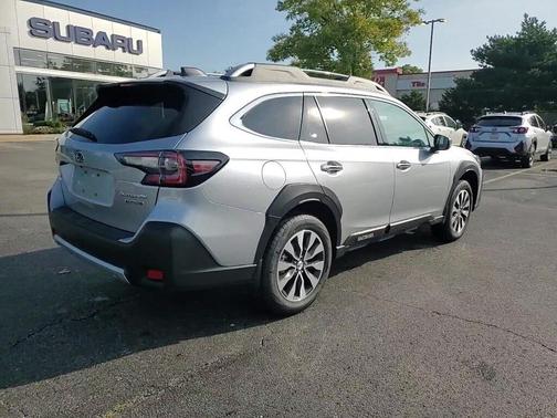 2025 Subaru Outback Touring