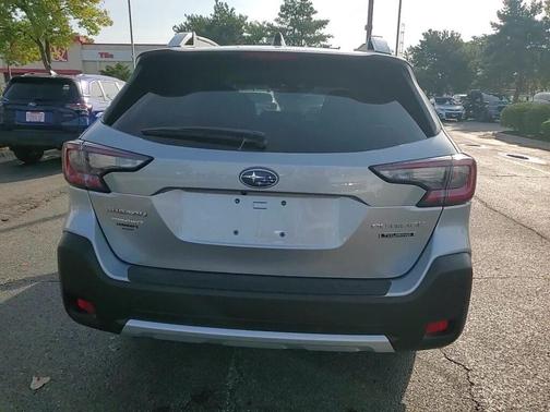 2025 Subaru Outback Touring