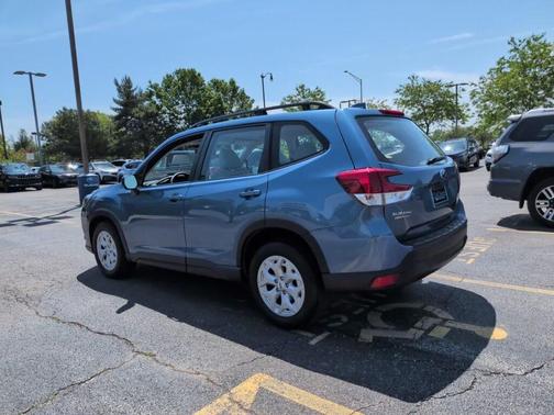 Horizon Blue Pearl 2022 Subaru Forester Base