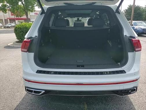 2022 Volkswagen Tiguan 2.0T SEL R-Line 4MOTION