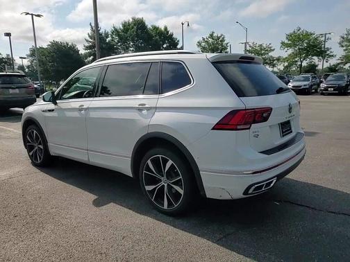 2022 Volkswagen Tiguan 2.0T SEL R-Line 4MOTION