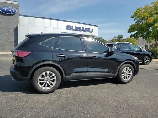 2022 Ford Escape S