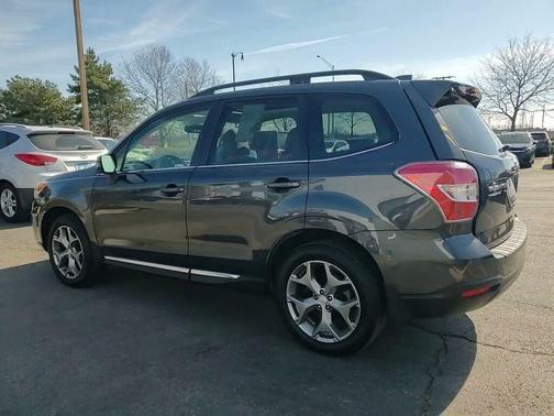2016 Subaru Forester 2.5i Touring