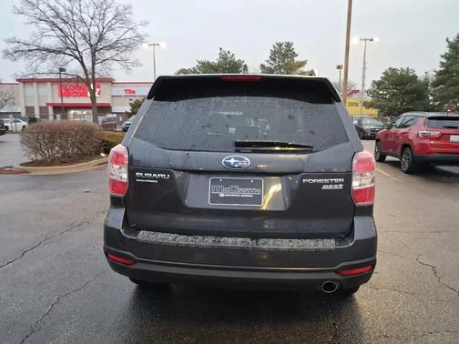 2016 Subaru Forester 2.5i Touring