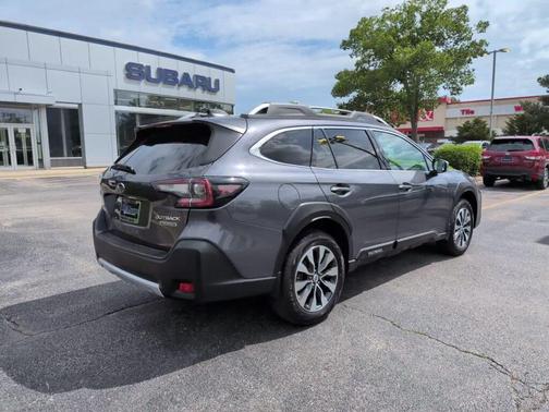 Magnetite Gray Metallic 2023 Subaru Outback Touring