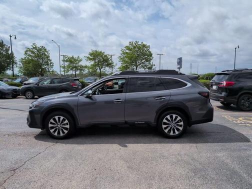 Magnetite Gray Metallic 2023 Subaru Outback Touring