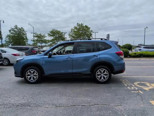 Horizon Blue Pearl 2023 Subaru Forester Premium