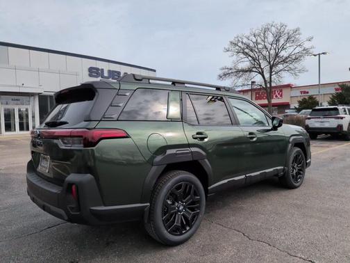 Deep Emerald Green Pearl 2026 Subaru Outback Limited XT