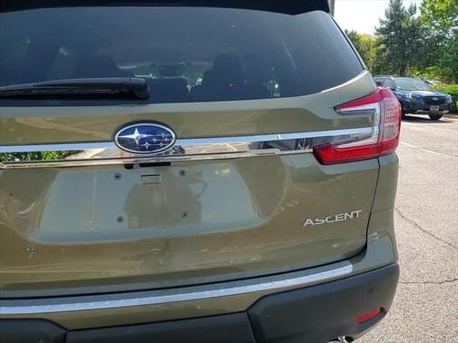 2025 Subaru Ascent Premium 8-Passenger