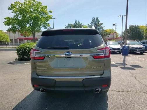 2025 Subaru Ascent Premium 8-Passenger
