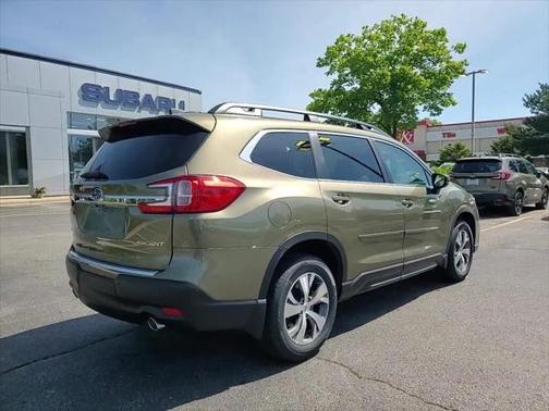 2025 Subaru Ascent Premium 8-Passenger