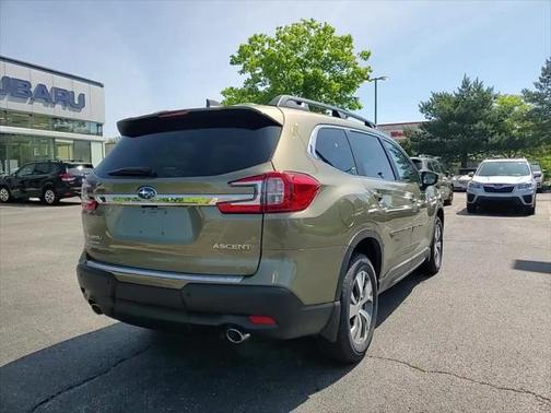 2025 Subaru Ascent Premium 8-Passenger