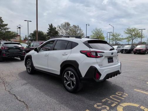 Crystal White Pearl 2025 Subaru Crosstrek Premium