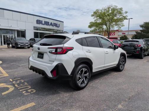 Crystal White Pearl 2025 Subaru Crosstrek Premium