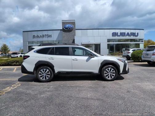 Crystal White Pearl 2025 Subaru Outback Premium