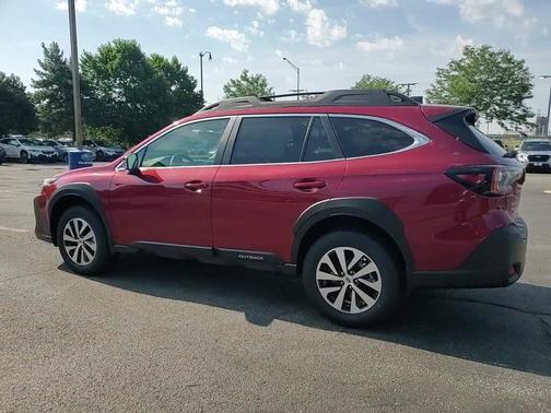 2025 Subaru Outback Premium