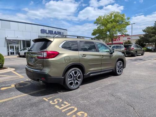 Autumn Green Metallic 2026 Subaru Ascent Limited 7-Passenger