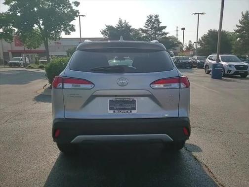 2022 Toyota Corolla Cross LE