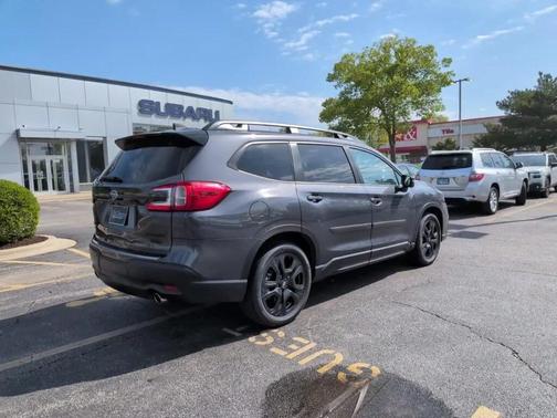 Magnetite Gray Metallic 2023 Subaru Ascent Onyx Edition Limited 7-Passenger