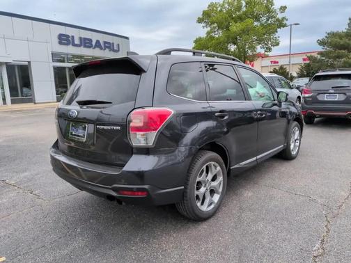 Dark Gray Metallic 2018 Subaru Forester 2.5i Touring