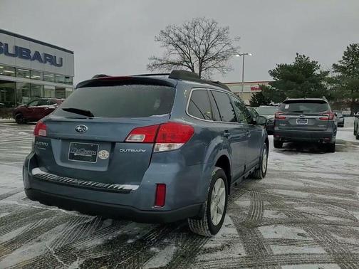 2013 Subaru Outback 2.5i Premium