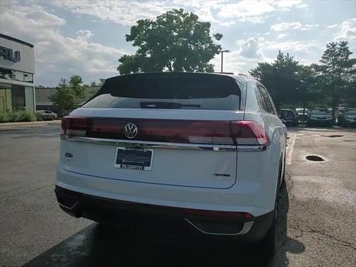 2025 Volkswagen Atlas Cross Sport 2.0T SE w/Technology 4MOTION