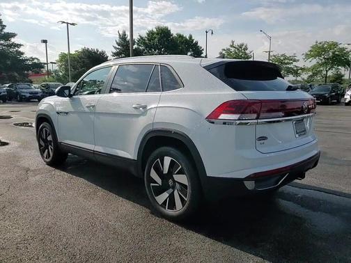 2025 Volkswagen Atlas Cross Sport 2.0T SE w/Technology 4MOTION
