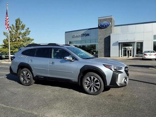 2025 Subaru Outback Touring