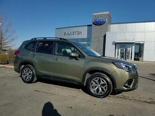 2023 Subaru Forester Premium