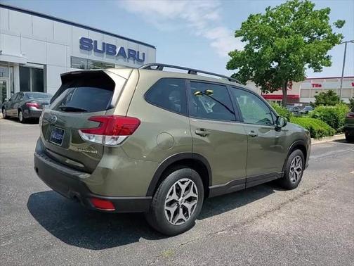 2022 Subaru Forester Premium