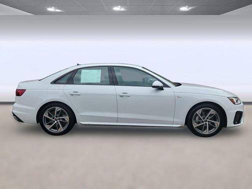 2025 Audi A4 Premium 45 TFSI S line quattro S tronic