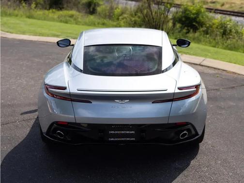 2018 Aston Martin DB11 V12 Coupe
