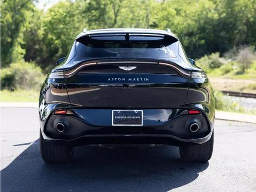 2021 Aston Martin DBX SUV